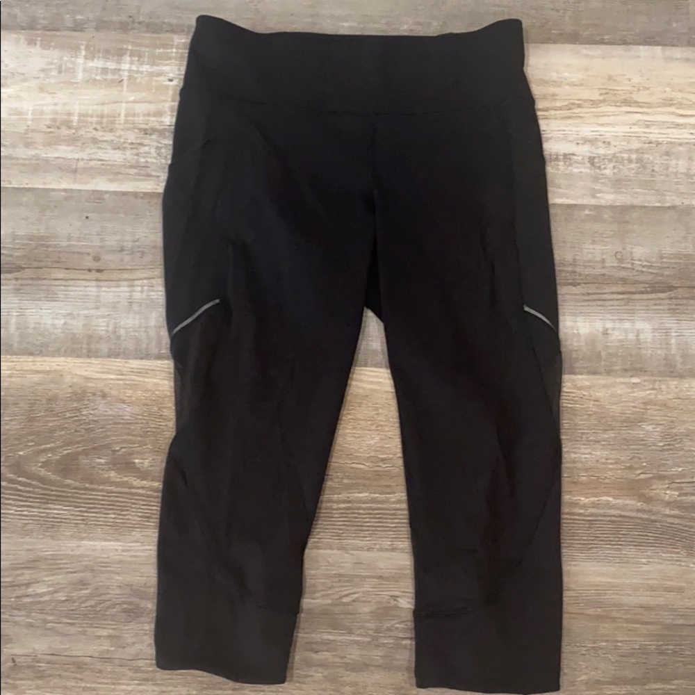 Lululemon Black Crop Mesh Leggings (21in)